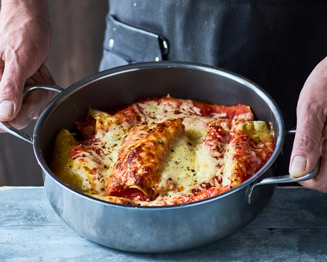 Cannelloni med mozzarella, feta och tomat