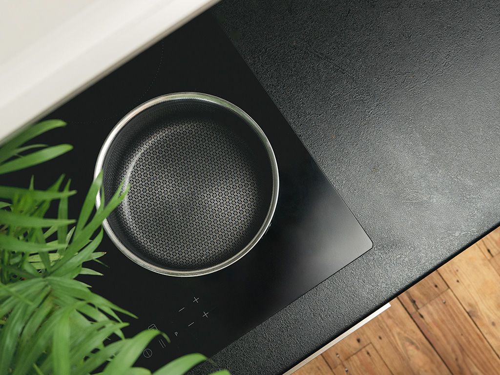 SÅSGRYTA MED AVTAGBART HANDTAG 18CM SET