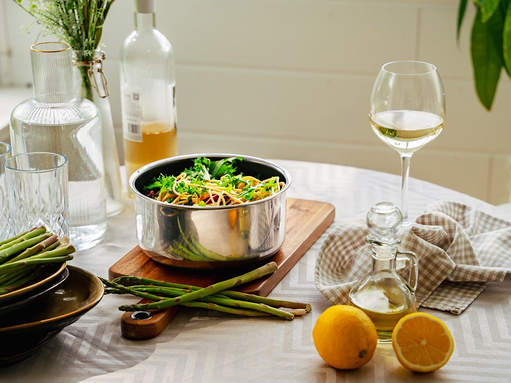 SÅSGRYTA MED AVTAGBART HANDTAG 18CM SET