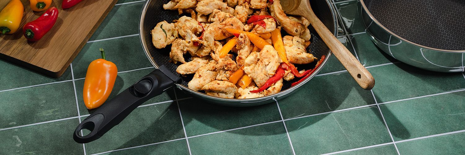 STEKPANNA MED AVTAGBART HANDTAG 30CM SET