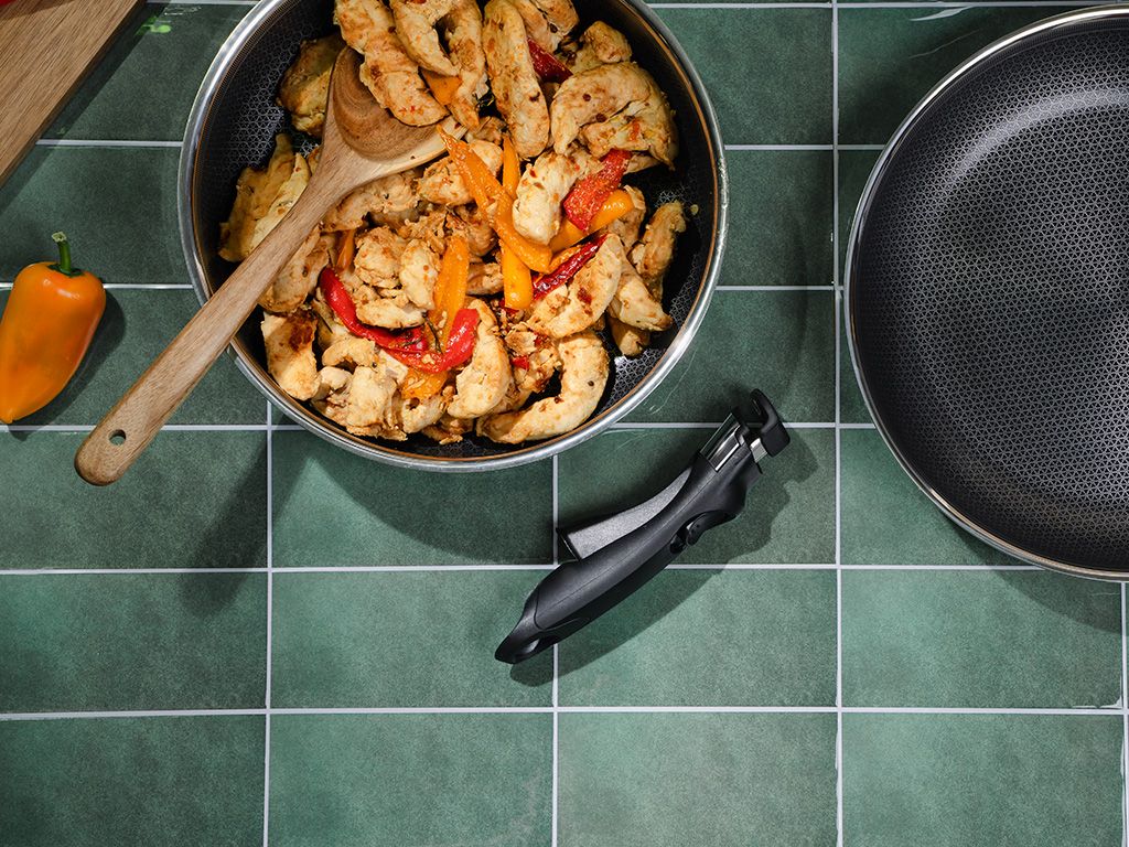 SAUTERPANNA MED AVTAGBART HANDTAG 26CM SET