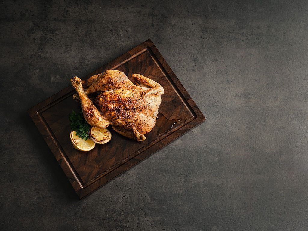 WALNUT CUTTING BOARD - MEDIUM - 2