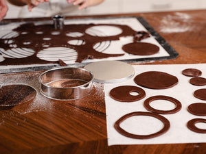 STAINLESS STEEL COOKIE CUTTER SET - 2