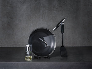 DET KLASSISKA STEKPANNESET 28 CM