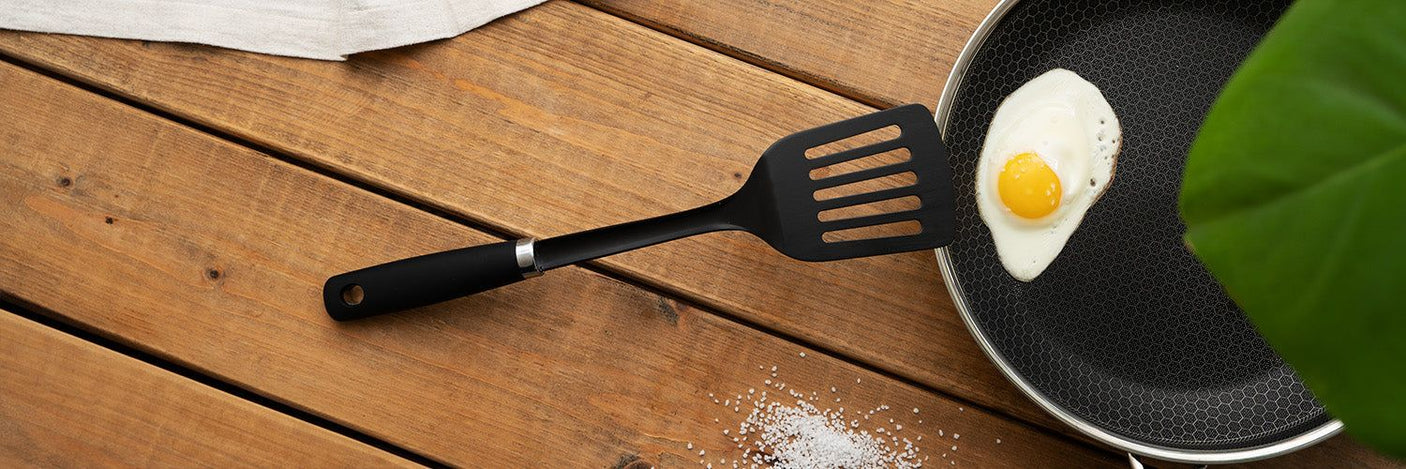STEKSPADE MED HÅL