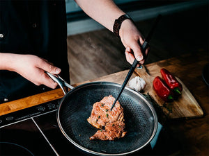 DET ESSENTIELLA STEKPANNESÄT 24 CM - 3